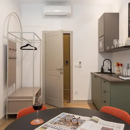 Piac Luxury