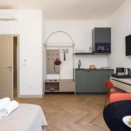 Piac Luxury Apartment