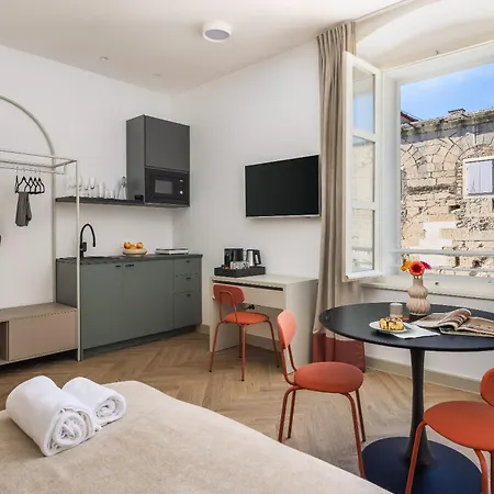 Piac Luxury