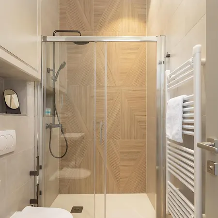 Piac Luxury Apartment