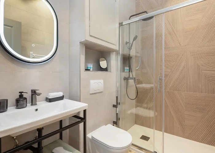 Piac Luxury *